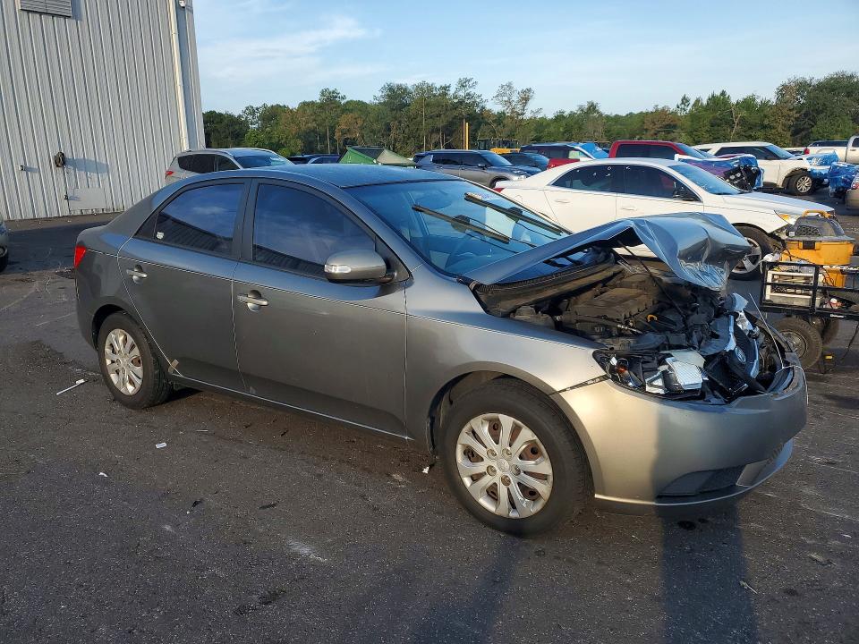 61888046 :رقم المزاد ، KNAFU4A28A5850255 vin ، 2010 Kia Forte مزاد بيع