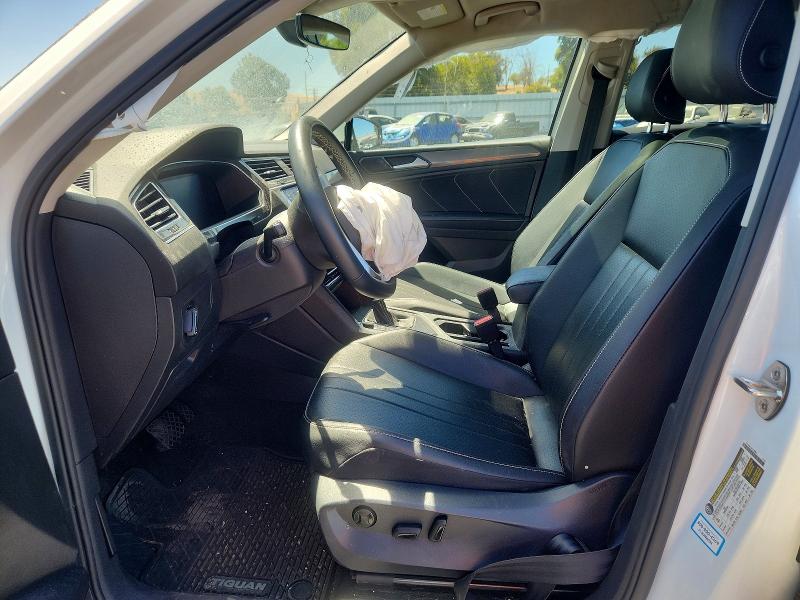 61499716 :رقم المزاد ، 3VV3B7AX9NM082845 vin ، 2022 Volkswagen Tiguan مزاد بيع