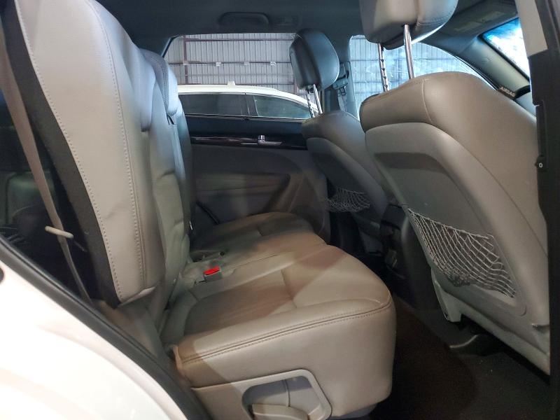 2014 Kia Sorento მანქანა იყიდება აუქციონზე, vin: 5XYKW4A72EG529302, აუქციონის ნომერი: 62447236