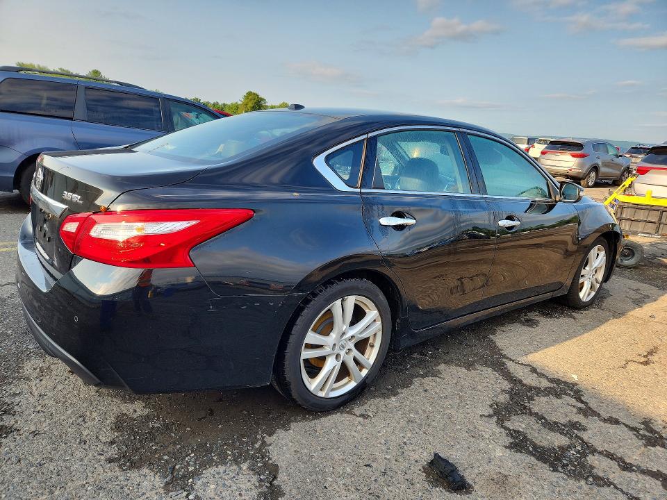 61842086 :رقم المزاد ، 1N4BL3AP2GC209848 vin ، 2016 Nissan Altima مزاد بيع