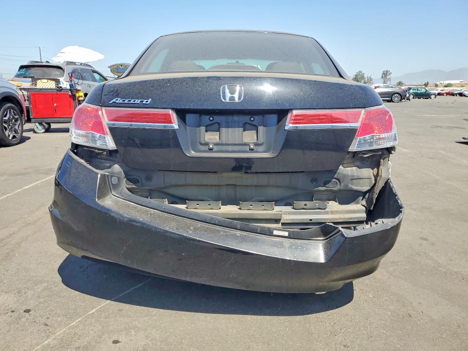 2011 Honda Accord მანქანა იყიდება აუქციონზე, vin: 1HGCP2E7XBA129484, აუქციონის ნომერი: 62796076
