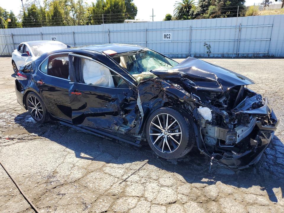 Продажа на аукционе авто 2022 Toyota Camry, vin: 4T1G11AK2NU001521, номер лота: 55538806