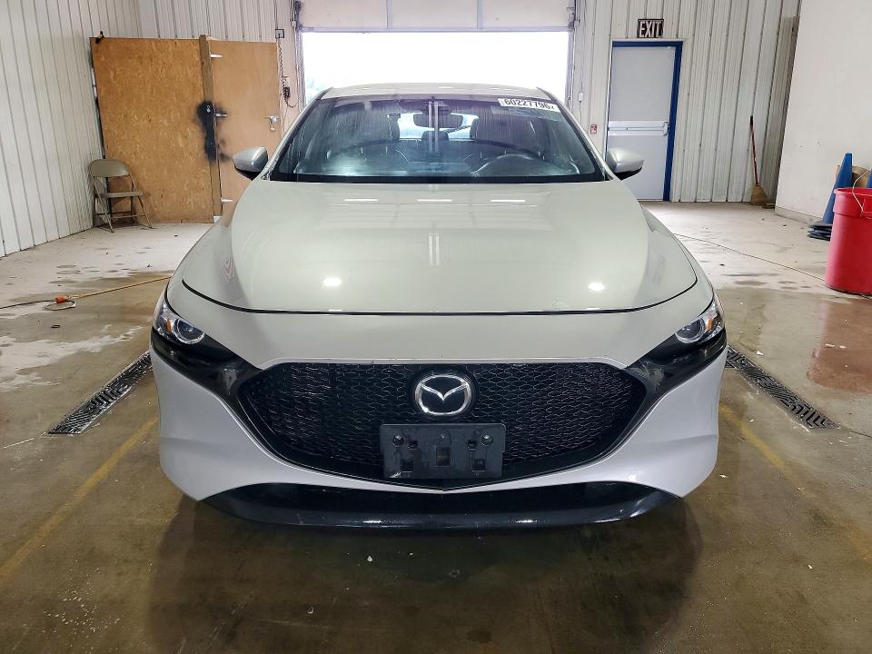 Продаж на аукціоні авто 2022 Mazda 3, vin: JM1BPAKLXN1502811, номер лоту: 60227796