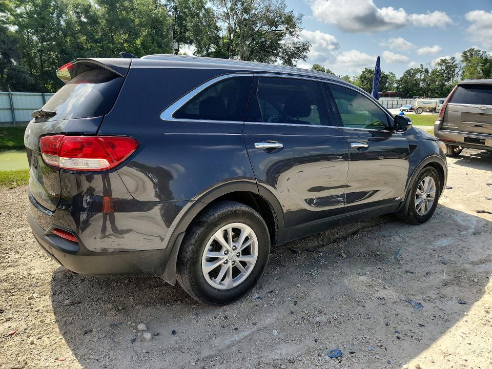 60142196 :رقم المزاد ، 5XYPGDA36HG230934 vin ، 2017 Kia Sorento مزاد بيع
