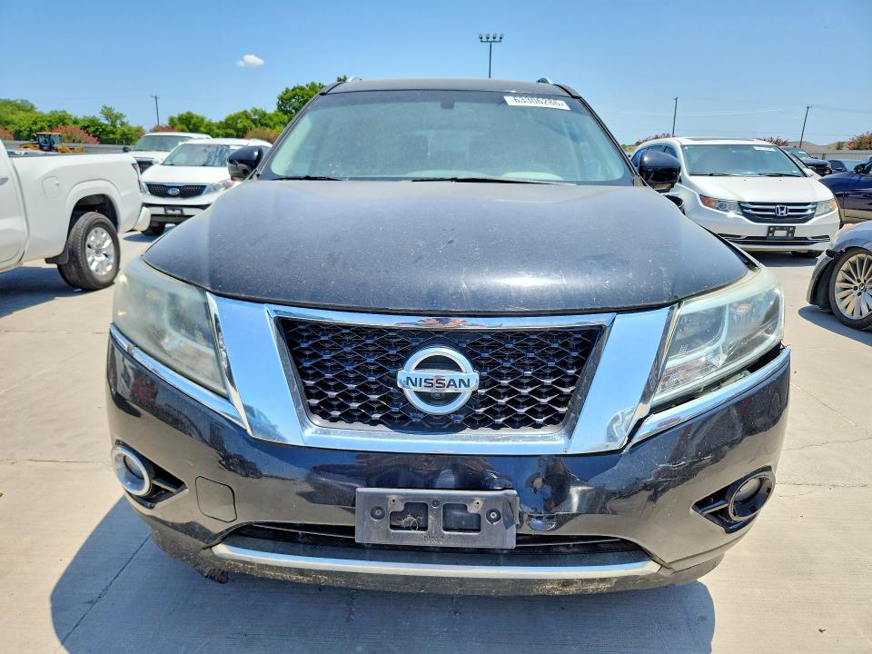 63306286 :رقم المزاد ، 5N1AR2MN1FC681378 vin ، 2015 Nissan Pathfinder مزاد بيع
