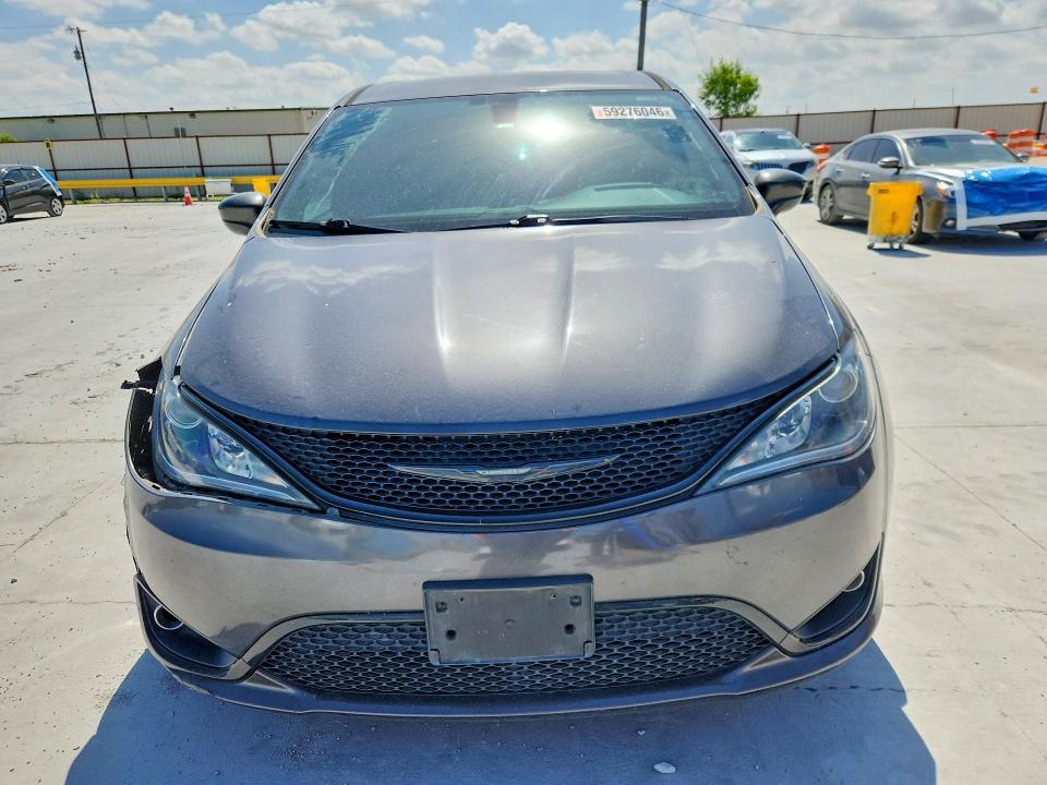 59276046 :رقم المزاد ، 2C4RC1FG7JR361936 vin ، 2018 Chrysler Pacifica مزاد بيع