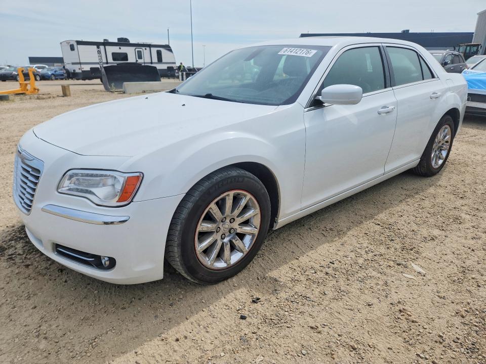 Продажа на аукционе авто 2013 Chrysler 300, vin: 2C3CCAAG3DH694128, номер лота: 61412176