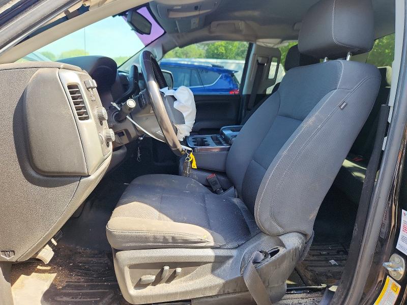 Продаж на аукціоні авто 2018 Chevrolet Silverado, vin: 1GCVKREC8JZ260618, номер лоту: 58916166