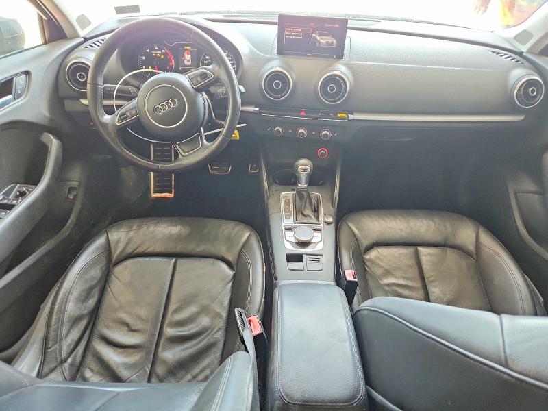59810956 :رقم المزاد ، WAUACGFF8F1004393 vin ، 2015 Audi A3 مزاد بيع