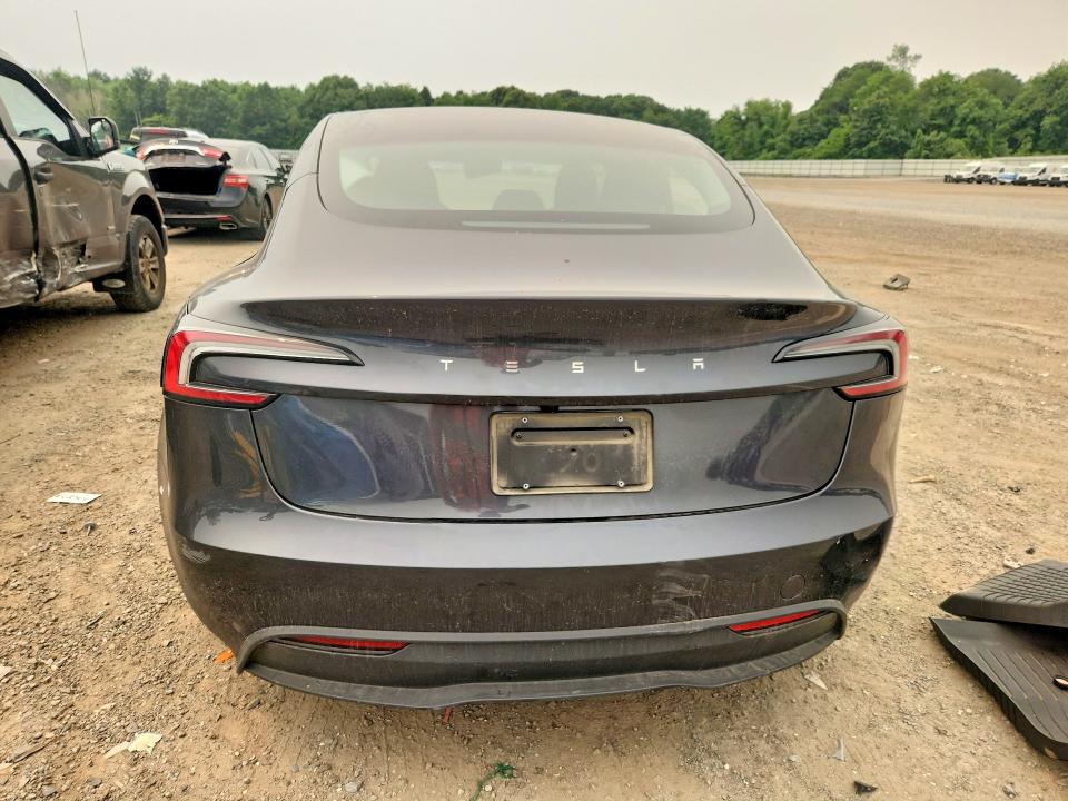 59650576 :رقم المزاد ، 5YJ3E1EA7SF021678 vin ، 2025 Tesla Model 3 مزاد بيع