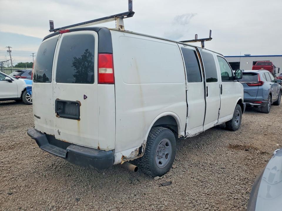 62064496 :رقم المزاد ، 1GCGG25C681147874 vin ، 2008 Chevrolet Express G2500 مزاد بيع
