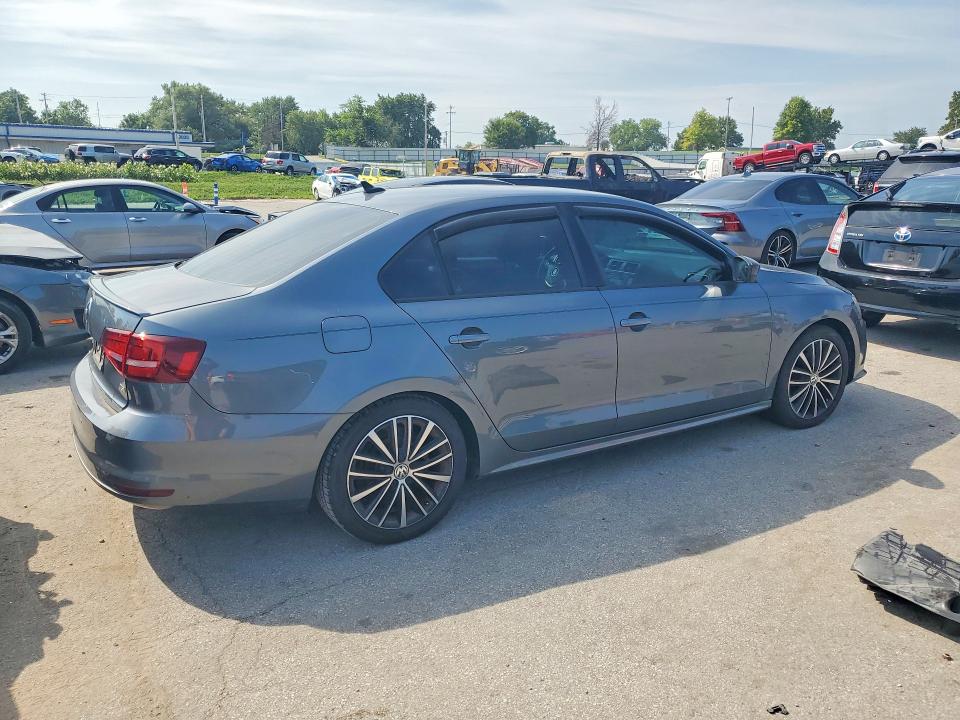 2016 Volkswagen Jetta მანქანა იყიდება აუქციონზე, vin: 3VWB17AJ1GM294633, აუქციონის ნომერი: 63411806