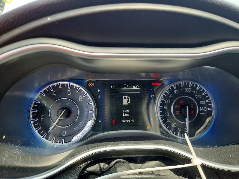 62294116 :رقم المزاد ، 1C3CCCAB1FN576508 vin ، 2015 Chrysler 200 مزاد بيع