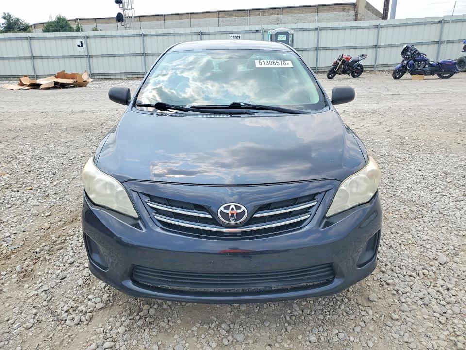 2013 Toyota Corolla მანქანა იყიდება აუქციონზე, vin: 5YFBU4EE0DP181590, აუქციონის ნომერი: 61306576