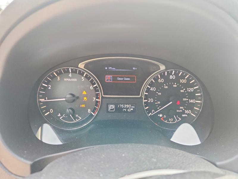 2014 Nissan Altima მანქანა იყიდება აუქციონზე, vin: 1N4AL3AP2EN260750, აუქციონის ნომერი: 61482666