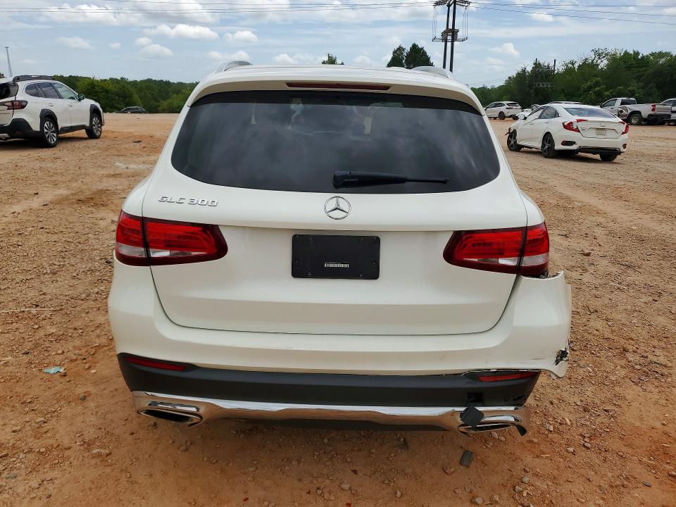 61839756 :رقم المزاد ، WDC0G4JB7HV010522 vin ، 2017 Mercedes-benz Glc مزاد بيع