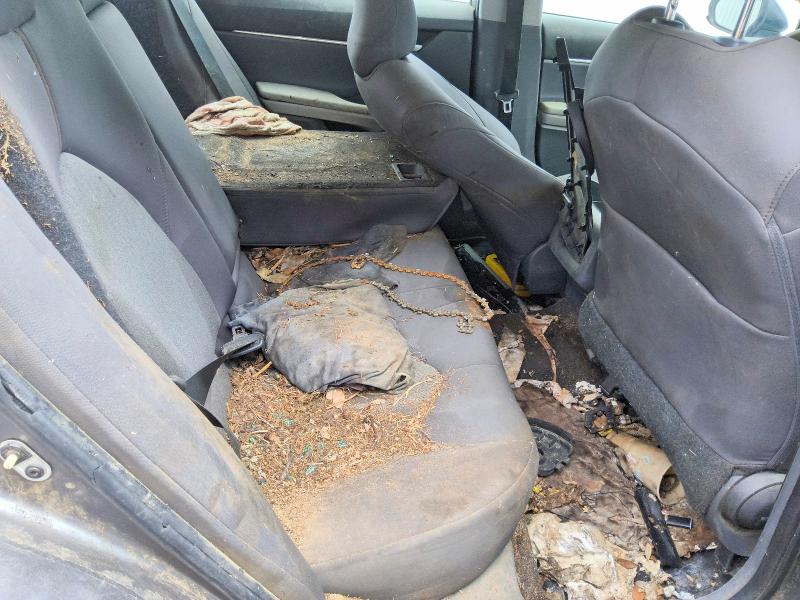 58064226 :رقم المزاد ، 4T1C11AK6LU884647 vin ، 2020 Toyota Camry مزاد بيع