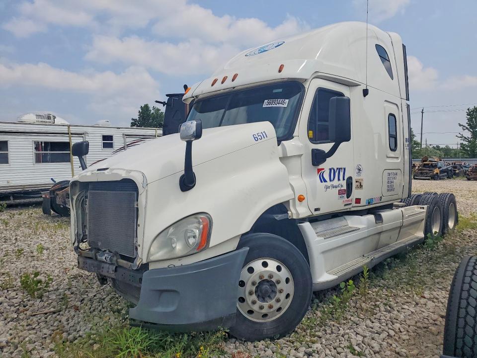 66166516 :رقم المزاد ، 1FUJGLDRXBSAV6511 vin ، 2011 Freightliner Cascadia 1 مزاد بيع