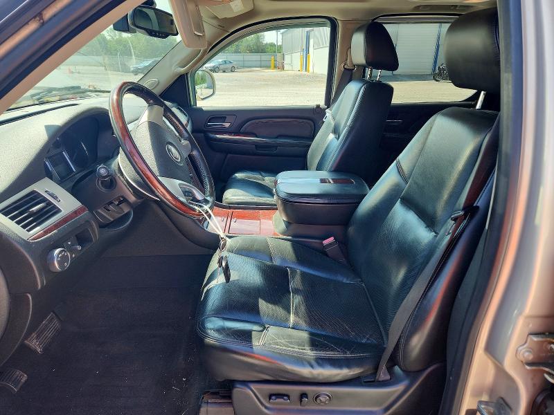 2008 Cadillac Escalade მანქანა იყიდება აუქციონზე, vin: 1GYFK63888R128299, აუქციონის ნომერი: 61372446
