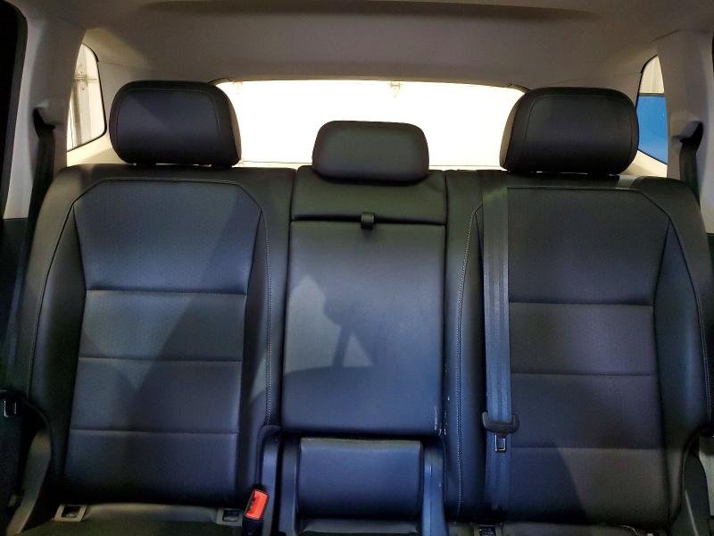 Продаж на аукціоні авто 2018 Volkswagen Tiguan, vin: 3VV2B7AX5JM067992, номер лоту: 62091826