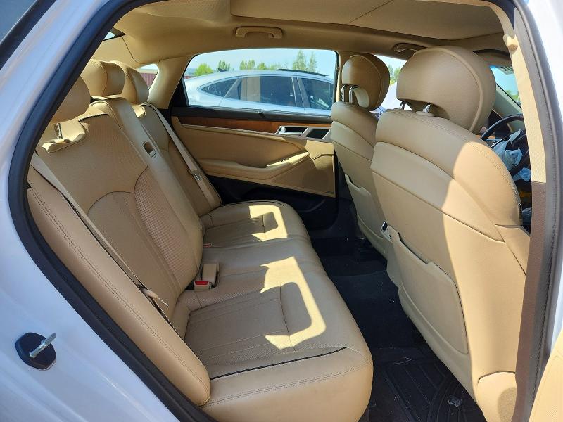 Продажа на аукционе авто 2017 Genesis G80, vin: KMHGN4JE8HU193614, номер лота: 61395726