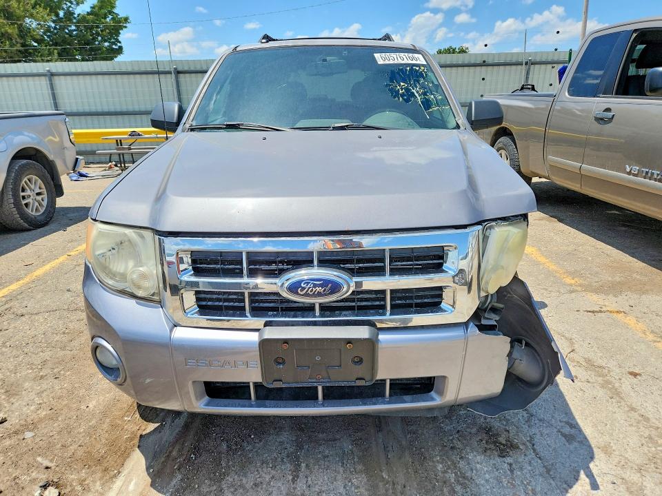 60576166 :رقم المزاد ، 1FMCU03158KE76293 vin ، 2008 Ford Escape مزاد بيع