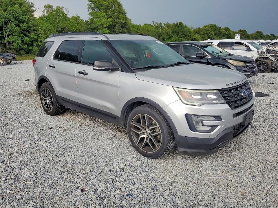 59108566 :رقم المزاد ، 1FM5K8GT5HGA22024 vin ، 2017 Ford Explorer مزاد بيع