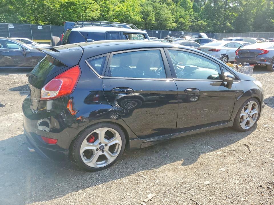 59090406 :رقم المزاد ، 3FADP4GX8GM194555 vin ، 2016 Ford Fiesta مزاد بيع