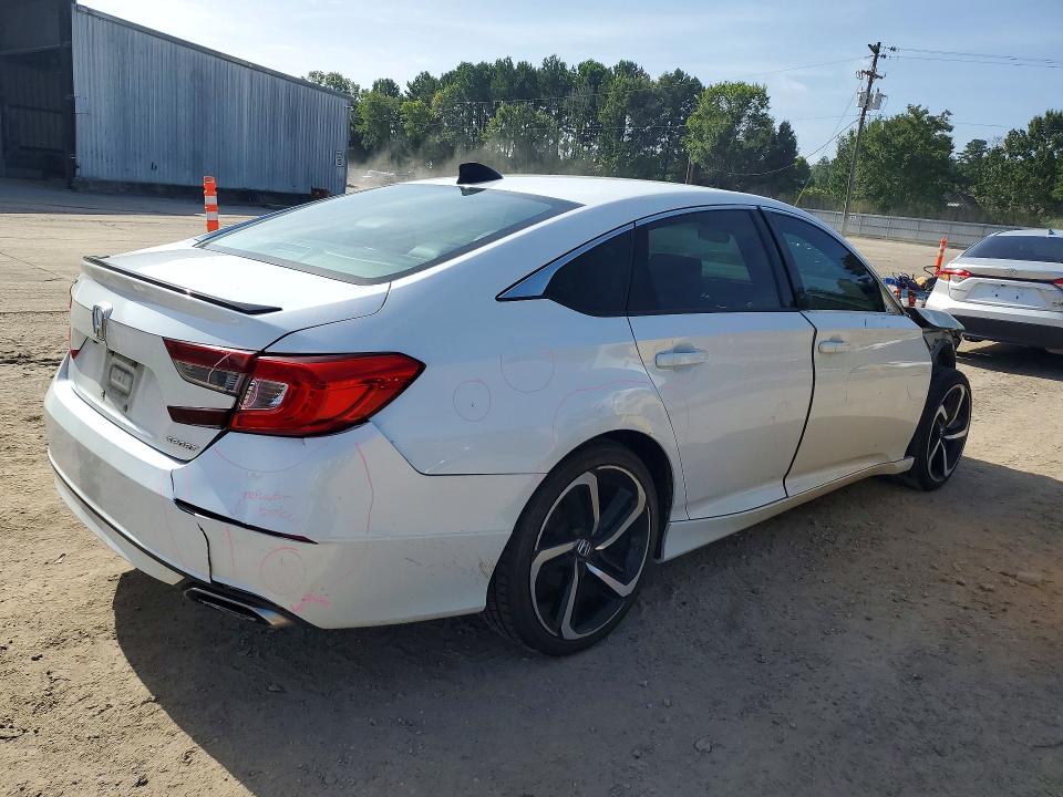 61585706 :رقم المزاد ، 1HGCV1F3XMA063212 vin ، 2021 Honda Accord مزاد بيع