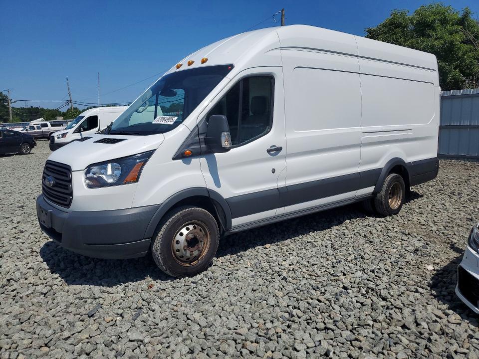 62064906 :رقم المزاد ، 1FTBF4XM4JKA33015 vin ، 2018 Ford Transit مزاد بيع