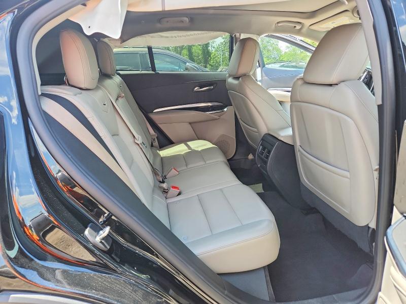 62129206 :رقم المزاد ، 1GYFZBR42NF159019 vin ، 2022 Cadillac Xt4 مزاد بيع