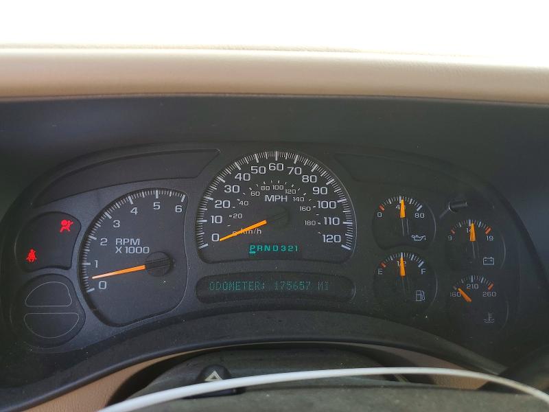 60220046 :رقم المزاد ، 3GNEC12Z55G207038 vin ، 2005 Chevrolet Avalanche مزاد بيع