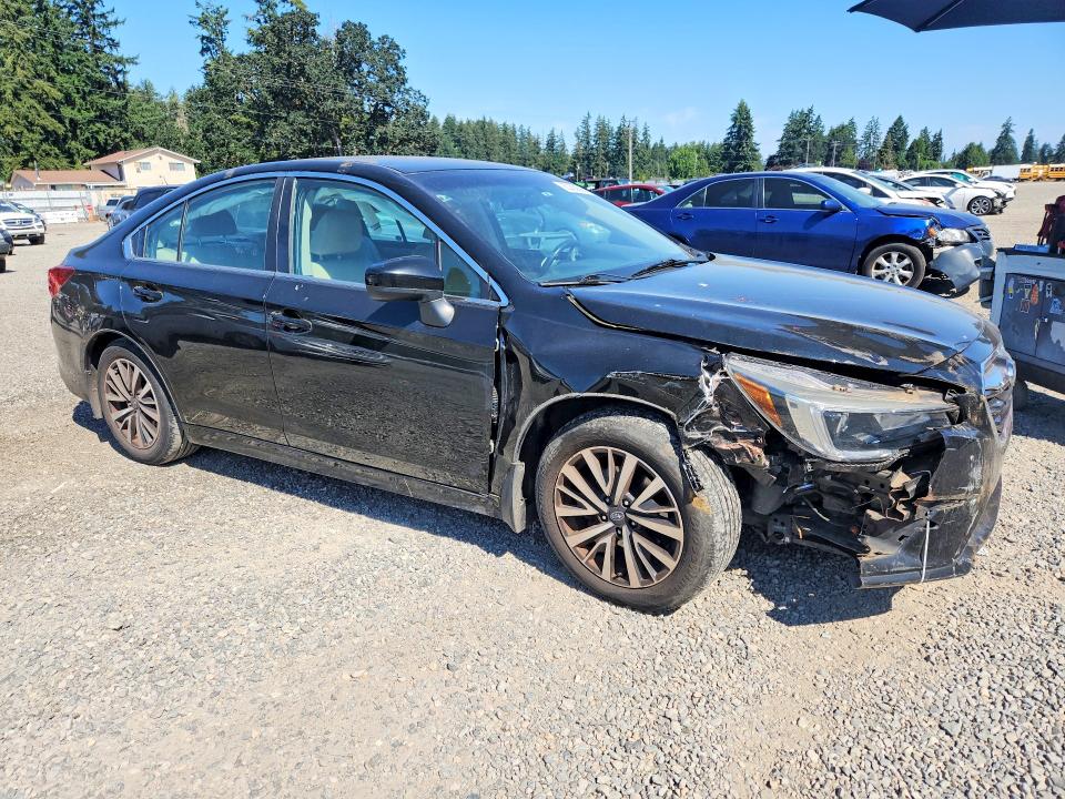 60000896 :رقم المزاد ، 4S3BNAC6XJ3034463 vin ، 2018 Subaru Legacy مزاد بيع