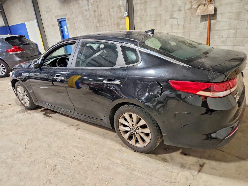 Продажа на аукционе авто 2016 Kia Optima, vin: 5XXGT4L33GG014955, номер лота: 62214936