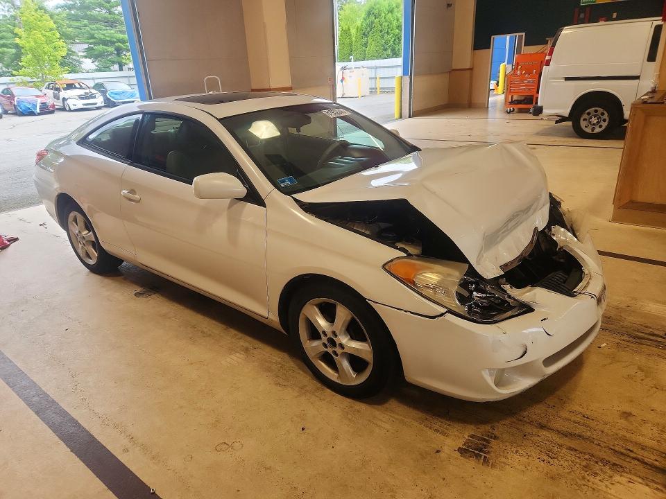 2004 Toyota Camry Solara მანქანა იყიდება აუქციონზე, vin: 4T1CA30P54U011627, აუქციონის ნომერი: 61932346