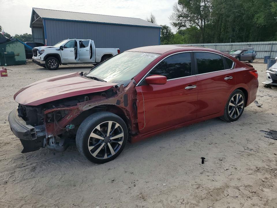 2017 Nissan Altima მანქანა იყიდება აუქციონზე, vin: 1N4AL3AP4HC272592, აუქციონის ნომერი: 61602766