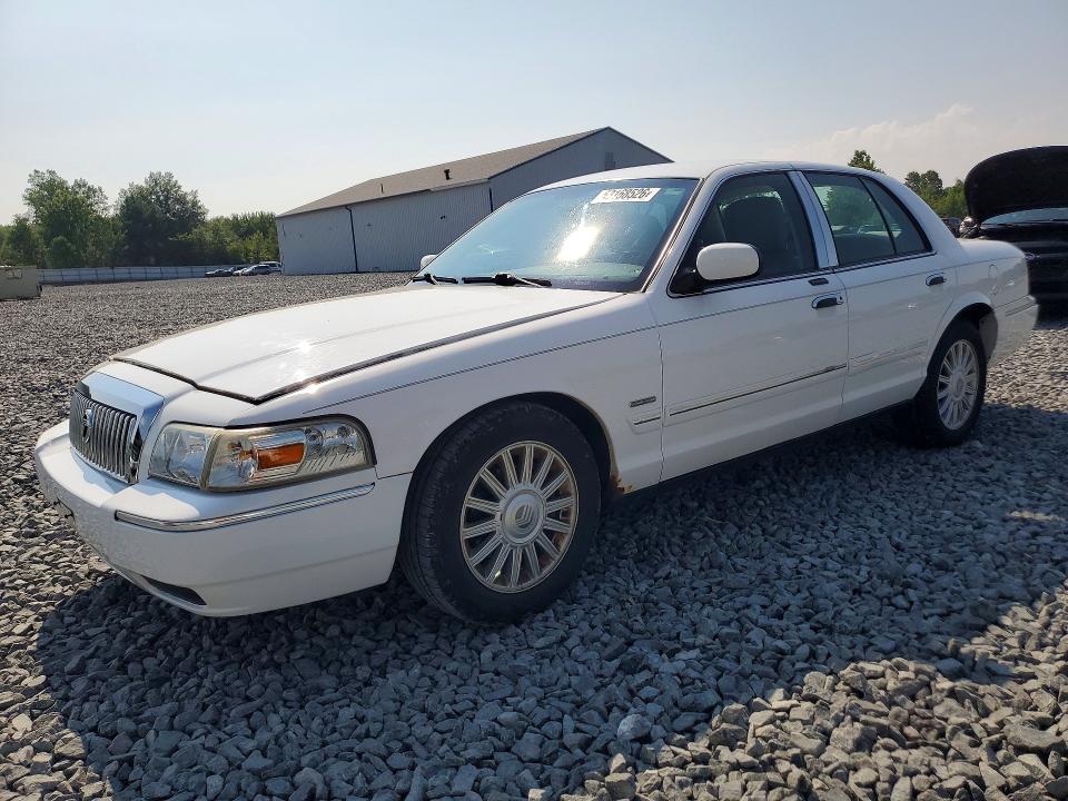 Продажа на аукционе авто 2011 Mercury Grand Marquis, vin: 2MEBM7FV4BX601164, номер лота: 63168526