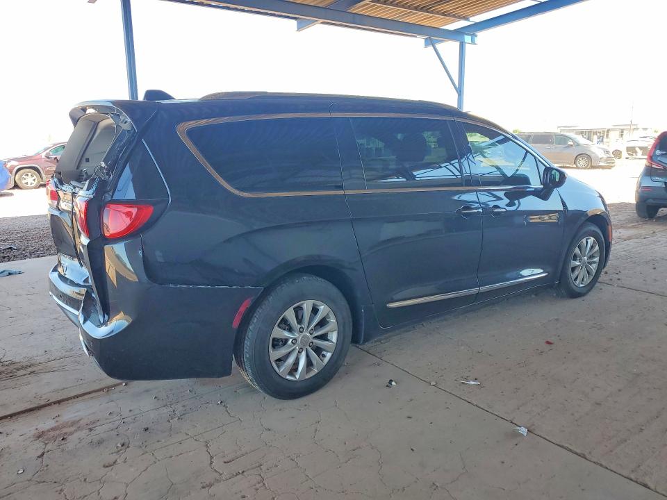 62539536 :رقم المزاد ، 2C4RC1BG4KR626271 vin ، 2019 Chrysler Pacifica مزاد بيع