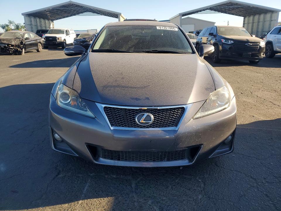 61351866 :رقم المزاد ، JTHBF5C23D5187730 vin ، 2013 Lexus Is مزاد بيع