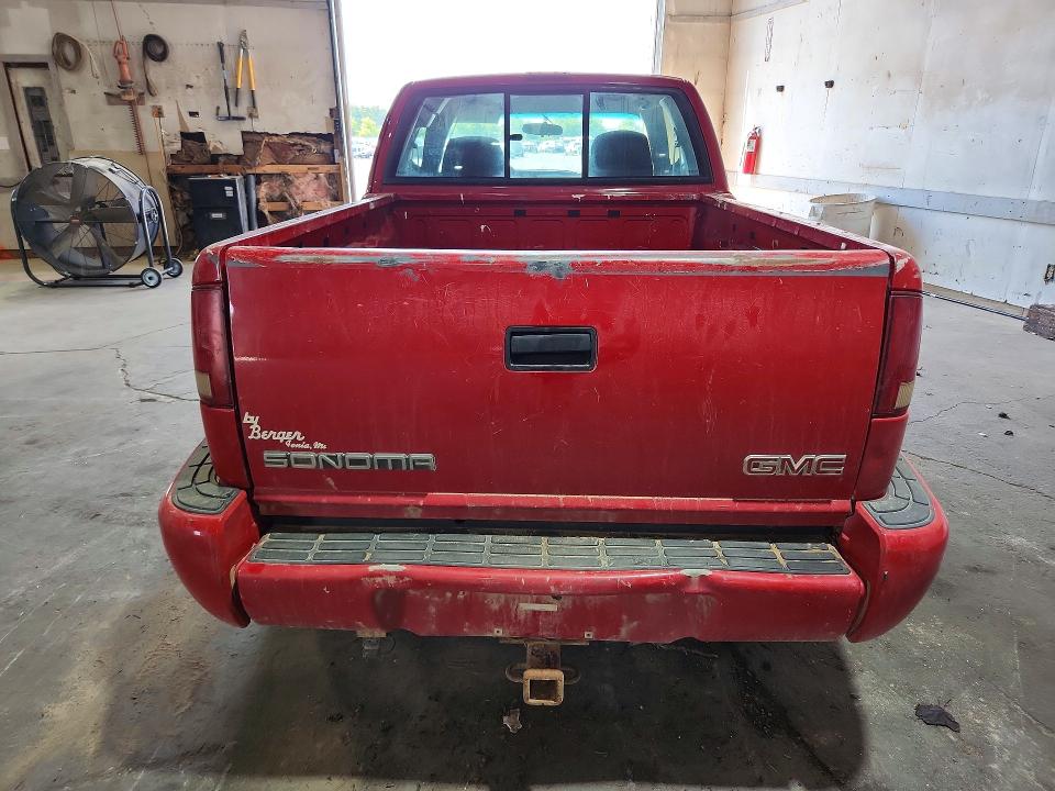 60826606 :رقم المزاد ، 1GTCS19XX38222497 vin ، 2003 Gmc Sonoma مزاد بيع