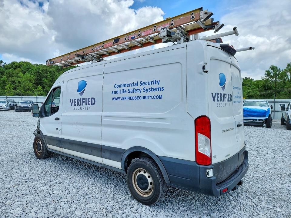 61751856 :رقم المزاد ، 1FTBR1CG5NKA39966 vin ، 2022 Ford Transit مزاد بيع