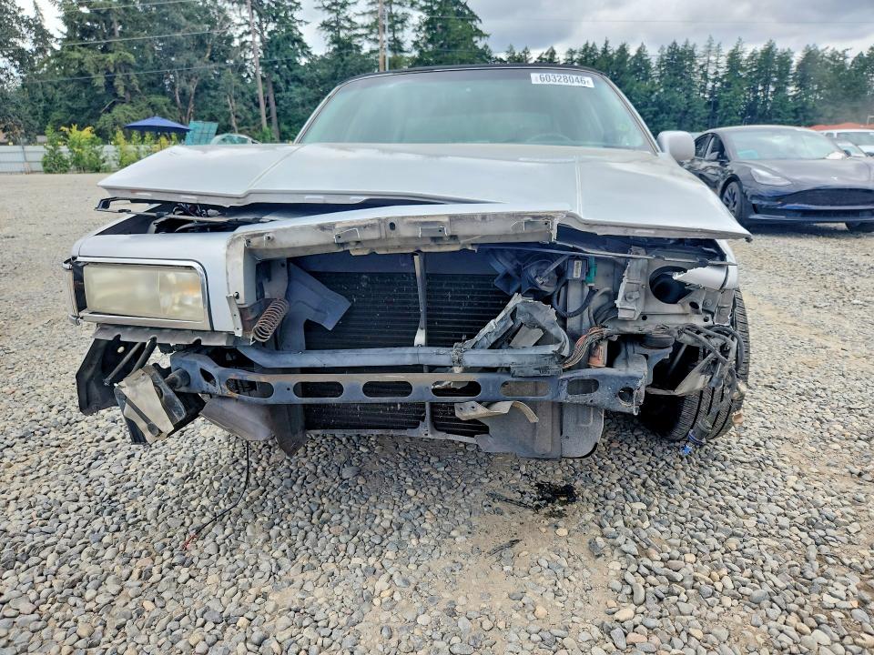 1996 Lincoln Town Car მანქანა იყიდება აუქციონზე, vin: 1LNLM81WXTY723066, აუქციონის ნომერი: 60328046
