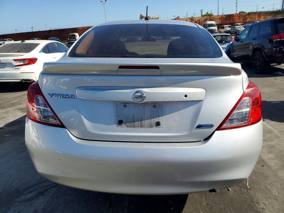 2014 Nissan Versa მანქანა იყიდება აუქციონზე, vin: 3N1CN7AP4EL825068, აუქციონის ნომერი: 59918326