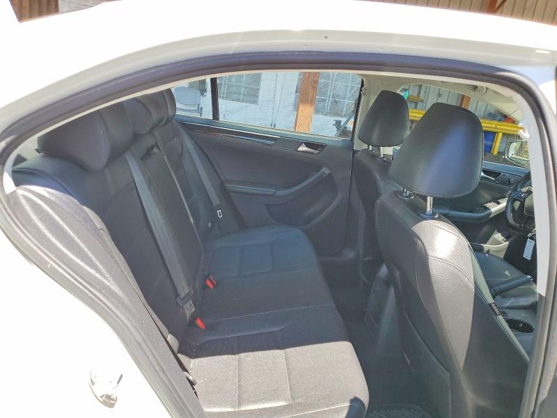 Auction sale of the 2017 Volkswagen Jetta, vin: 3VWL17AJ0HM211313, lot number: 63352506