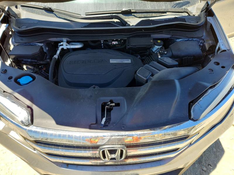 Продажа на аукционе авто 2017 Honda Pilot, vin: 5FNYF5H5XHB037049, номер лота: 61196546