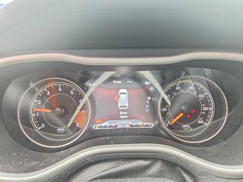 2015 Jeep Cherokee მანქანა იყიდება აუქციონზე, vin: 1C4PJMBSXFW641955, აუქციონის ნომერი: 61623736