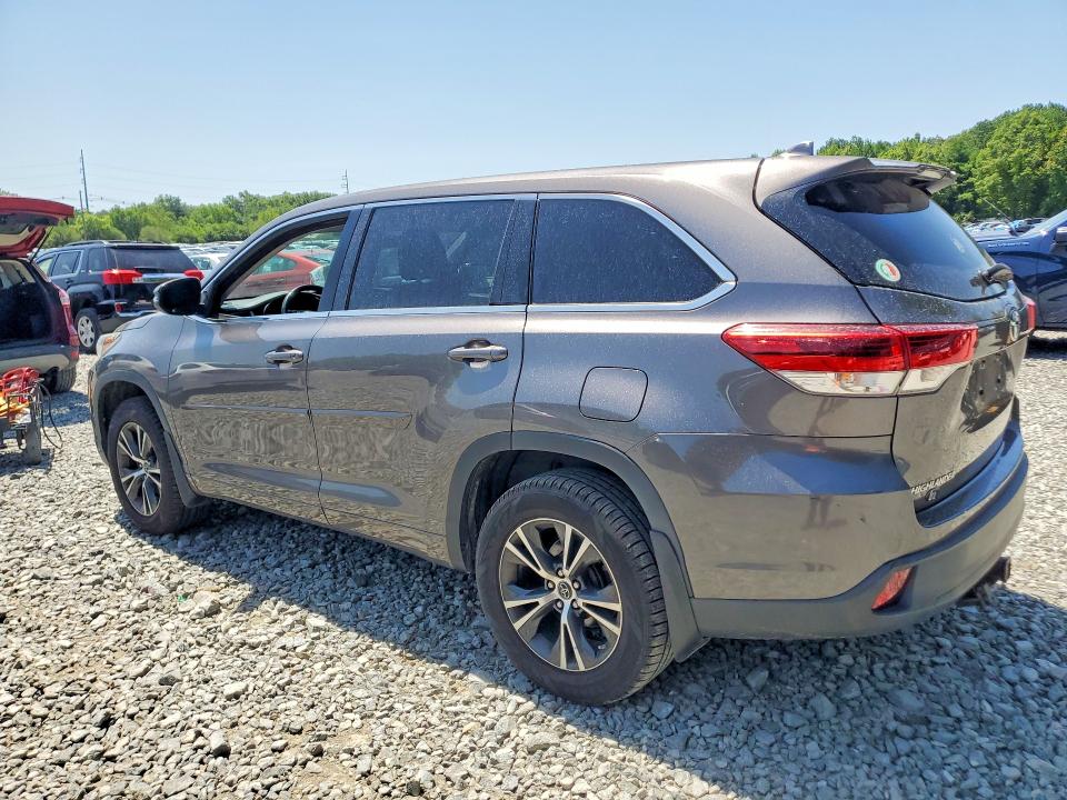 2018 Toyota Highlander მანქანა იყიდება აუქციონზე, vin: 5TDBZRFH9JS843287, აუქციონის ნომერი: 59677046
