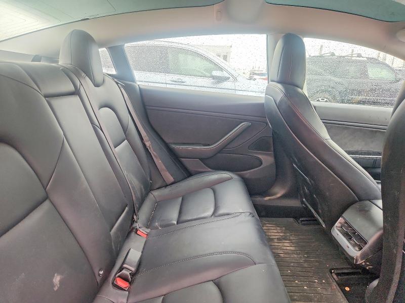 60258566 :رقم المزاد ، 5YJ3E1EA7JF095617 vin ، 2018 Tesla Model 3 مزاد بيع