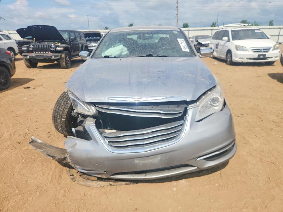 61427596 :رقم المزاد ، 1C3CCBCG0EN134501 vin ، 2014 Chrysler 200 مزاد بيع
