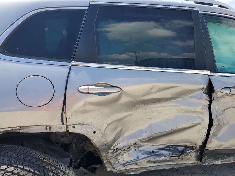 Продажа на аукционе авто 2016 Jeep Cherokee, vin: 1C4PJMCS1GW105332, номер лота: 62545906